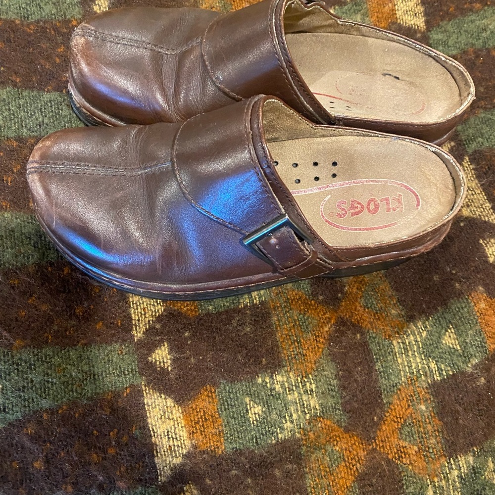 Klogs 7.5 brown used lots lots of life left